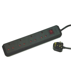 SADALES PLATNE UK 4xSievietes 1,5 m, ar elektriskās zemes savienojumu, ar slēdzi

 CKA0415UK.jpg