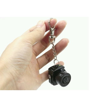 Mini videokamera Y2000 Cmos Super Pocket 640x480 480P

 AVK28+2.jpg