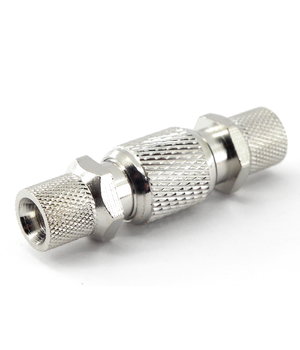 ADAPTERIS TV kabeļam F (F) <-> F (F), 5,2 mm

 CSU9052.jpg