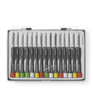 SKRŪVJU VĒRŠU komplekts 15 gab.

 IRAR15.jpg