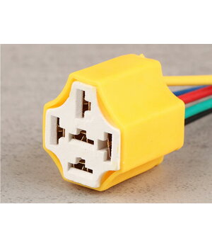 SPCKET automašīnas relejam 40A 5 kontakti, keramikas

 CLIR58C+1.jpg