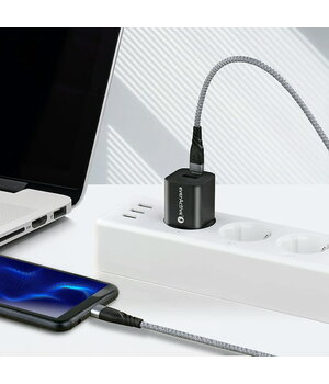 KABELIS everActive CBB-2PDG 3.0 USB-C (K) <-> USB-C (K), 2 m, 60 W

 CKAK165C_2P+1.jpg