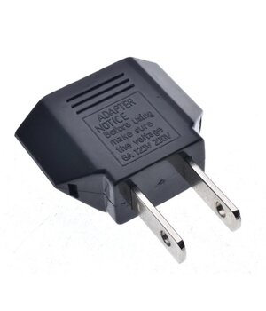 AC/AC Euro uz ASV ceļojuma adapteris

 CPE010J.jpg