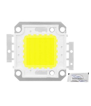LED 30 W 30–36 V 900 mA 170° aukstā balta gaisma

 PLDG30B+1.jpg