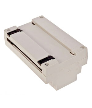 КОРОБКА 137x90x66мм Z-104, ABS, 8 модул. по 17мм IDEZ104+2.jpg