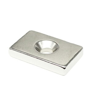 MAGNET Neodymium NdFeB, 20x30x5mm, with 5mm hole CPHM20305.jpg